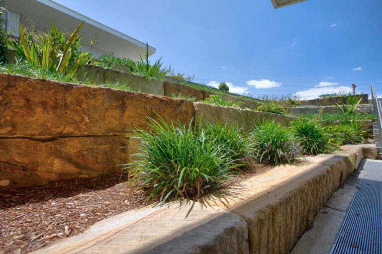 landscaping-sandstone-logs