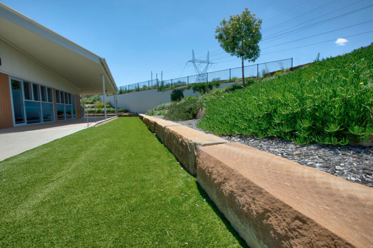 landscaping-sandstone-logs