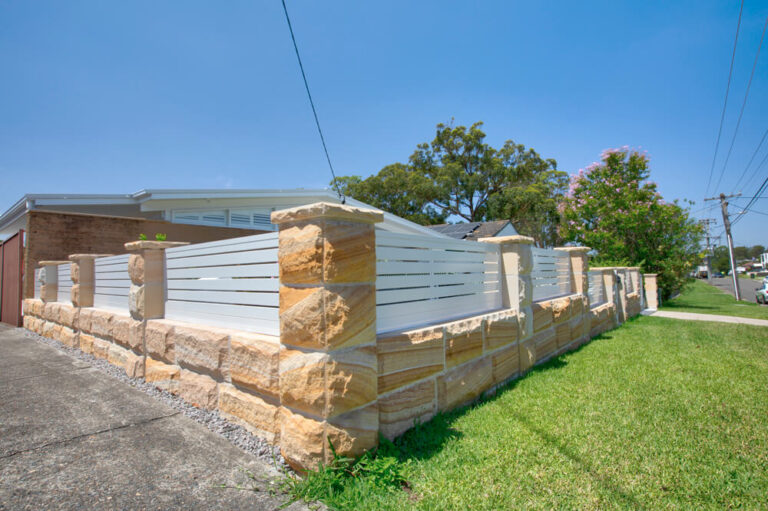 landscaping-sandstone-logs
